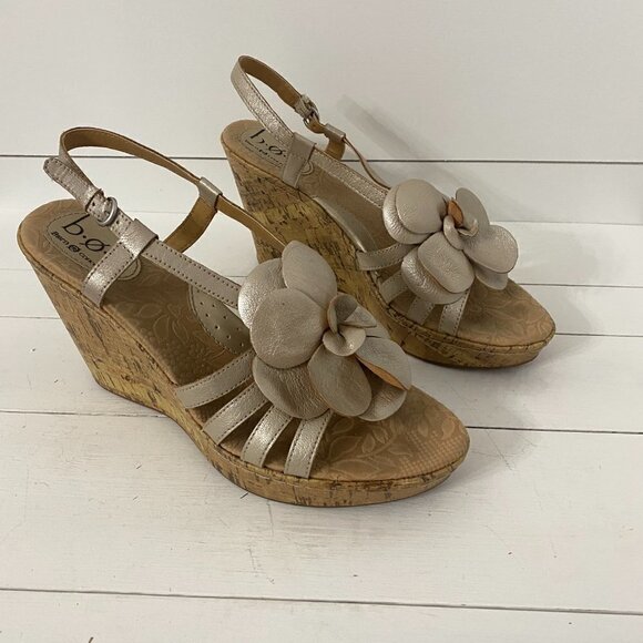 Boc Born Concepts Champagne Metallic Leather Flower Cork Wedge Sandals, Size 11 - Picture 5 of 14
